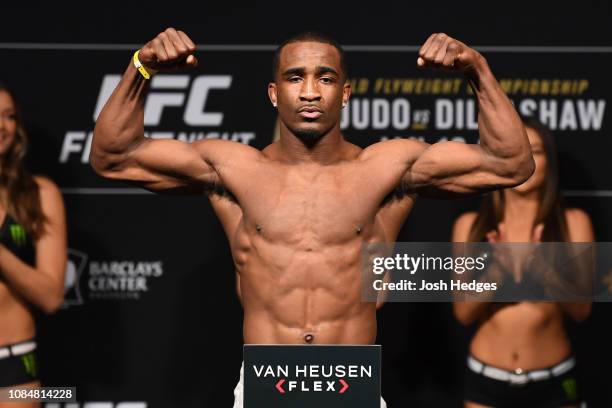 UFC Fight Night: Weigh-ins, Nachrichtenfoto