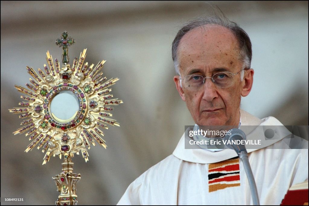 Pope John Paul II celebrated the Corpus Domini mass in front of Saint John in Lateran Basilic , a feast commemorating Christ's last supper and the institution of the Eucharist in Rome, Italy on June 19th, 2003