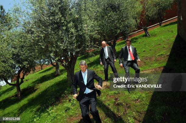 . French Philippe de Villiers, french Frederic Nihous , french candidate Christophe Beaudouin . Over a thousand citizens from across Europe,...