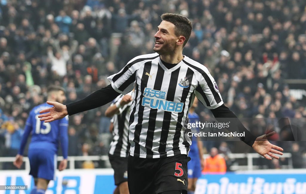 Newcastle United v Cardiff City - Premier League