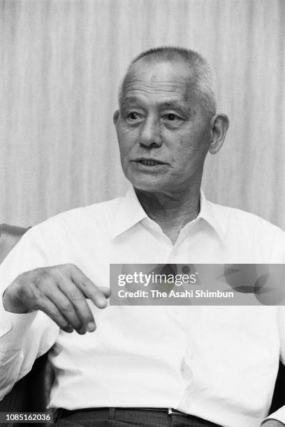 Li Chishu 19 Chishu Ryu Stock Photos, High-Res Pictures, and Images - Getty Images