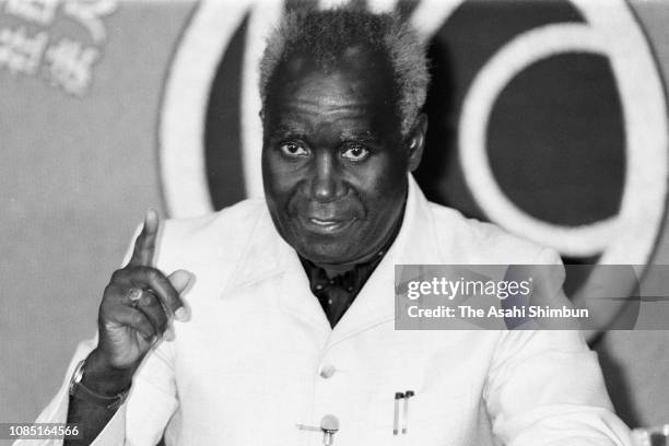Zambian President Kenneth Kaunda speaks during a press conference at the Japan National Press Club on September 18, 1980 in Tokyo, Japan.
