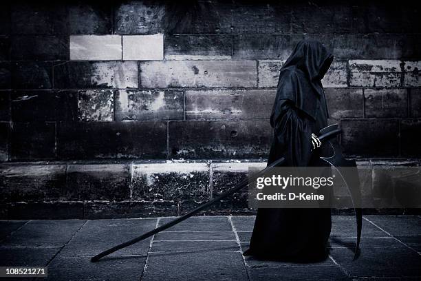 grim reaper - grim reaper stock pictures, royalty-free photos & images