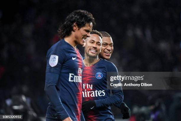 Edinson Cavani, Neymar Jr and Kylian Mbappe of PSG celebrate a goal during the Ligue 1 match between Paris Saint Germain and Guingamp at Parc des...