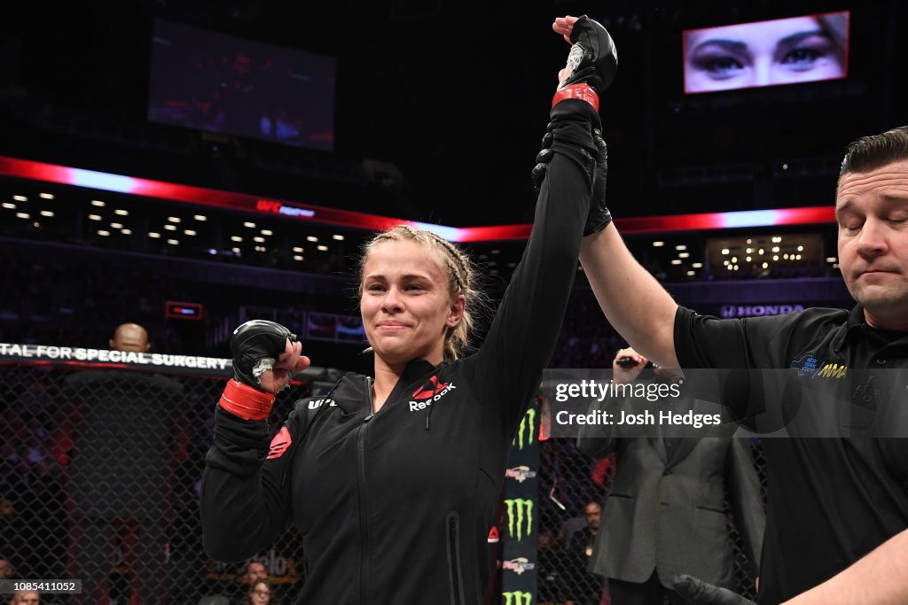 UFC Fight Night: VanZant v Ostovich