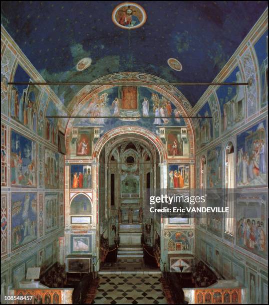 900m2 of paintings representing the life of Jesus, Mary and the Last Judgment, finished in 1305 this is the Giotto's master peace inauguration on...