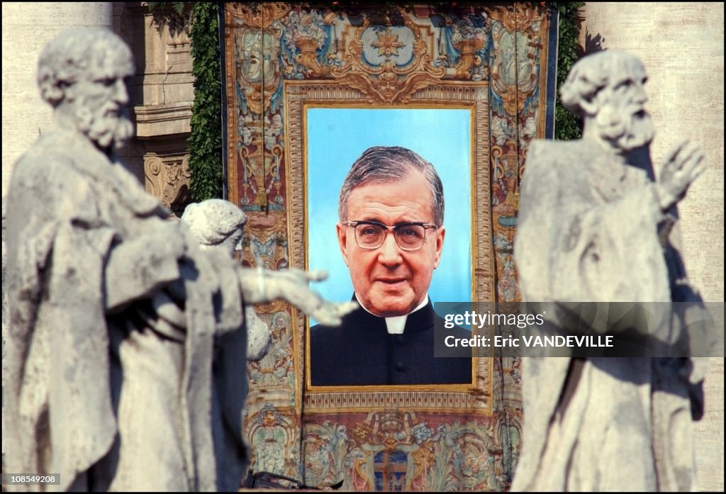 Pope John Paul II canonizes Opus Dei founder Jose Maria Escriva de Balaguer before one of the biggest crowds ever to flood the Vatican in Rome, Italy on October 6th, 2002.