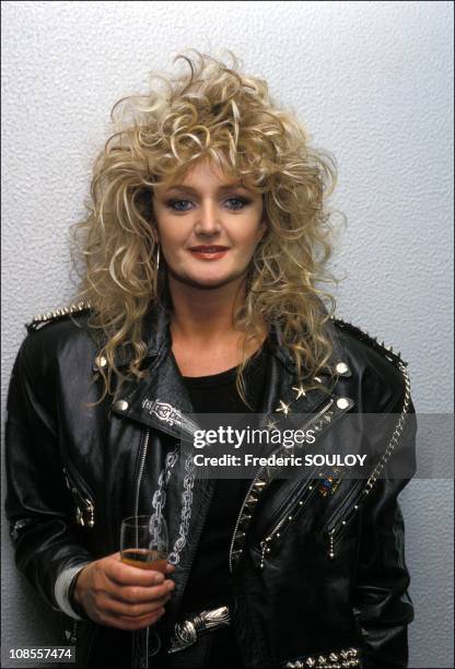 Bonnie Tyler publishes a new disc in France in May , 1988.