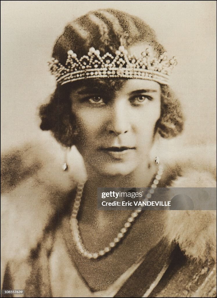 The royal family of Savoy demand that the Italian state give them back their family jewels kept in a safe at the Bank of Italy ever since 1946 in Italy in December, 2002.