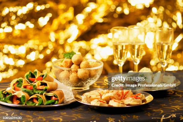 Christmas Eve Buffet Photos and Premium High Res Pictures - Getty Images