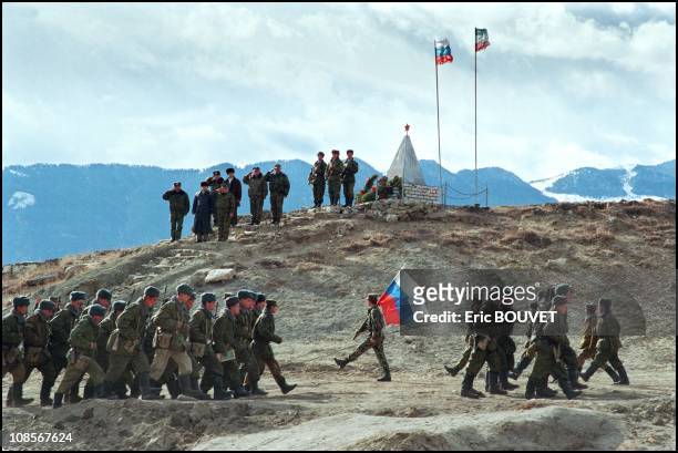 Dagestan - Chechnya border Russian soldiers pay homage to their comrades who died in yesterday's fighting with Chechen rebels in Russia in December ,...