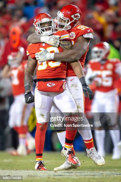 Kansas City Chiefs defensive end Chris Jones and Kansas City Chiefs inside linebacker Anthony Hitchens celebrate after a play during the NFL AFC...