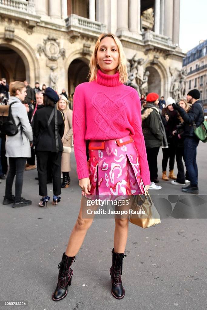 Celebrity Sightings - Paris Fashion Week - Haute Couture Spring Summer 2020 : Day One