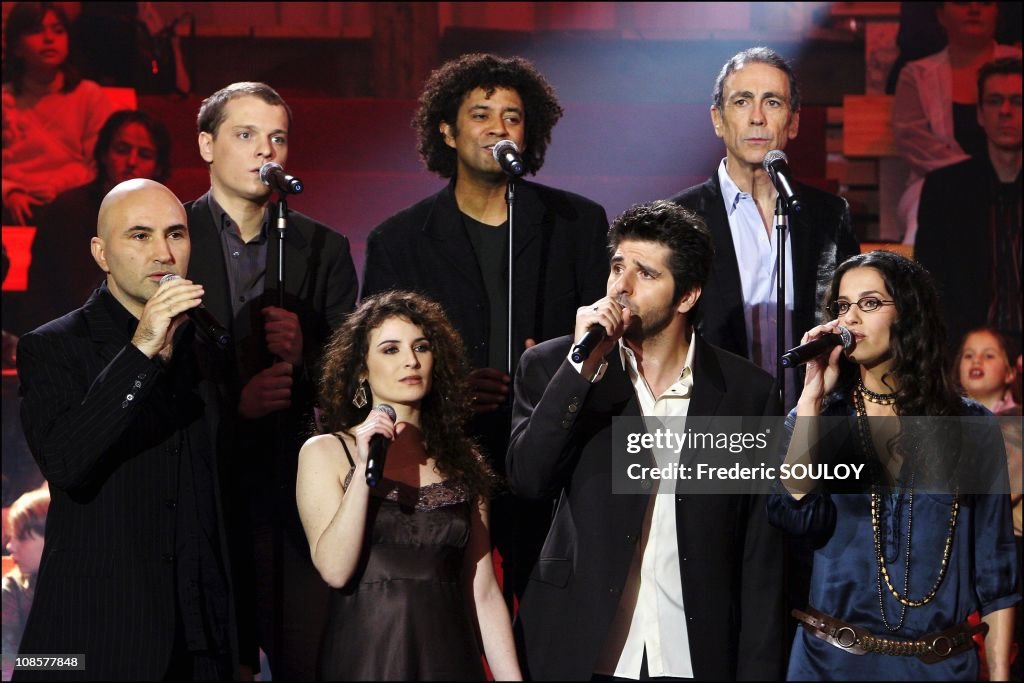 "Sol en Cirque" Tv Show in Paris, France on December 13, 2005.