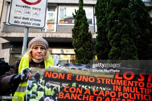 First meeting of Gilet Gialli in Milan, Italy, on 21 January 2019 in front of the Italian headquarter of Goldman Sachs. Few people gatherings and...