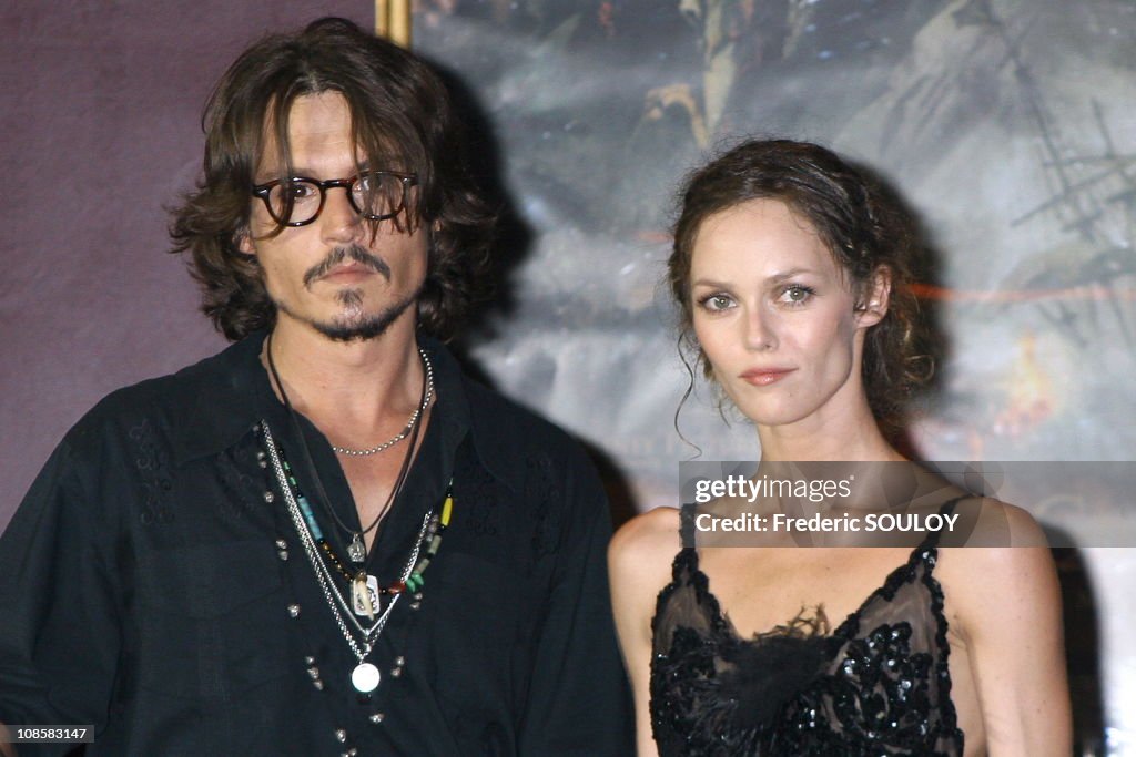 Pirates of the Caribbean 'Premiere in Paris, France on July 06, 2006.