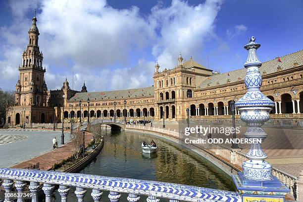 The "Plaza de Espana" in the Spanish city of Seville, January 27, 2011. AFP PHOTO / ODD ANDERSEN