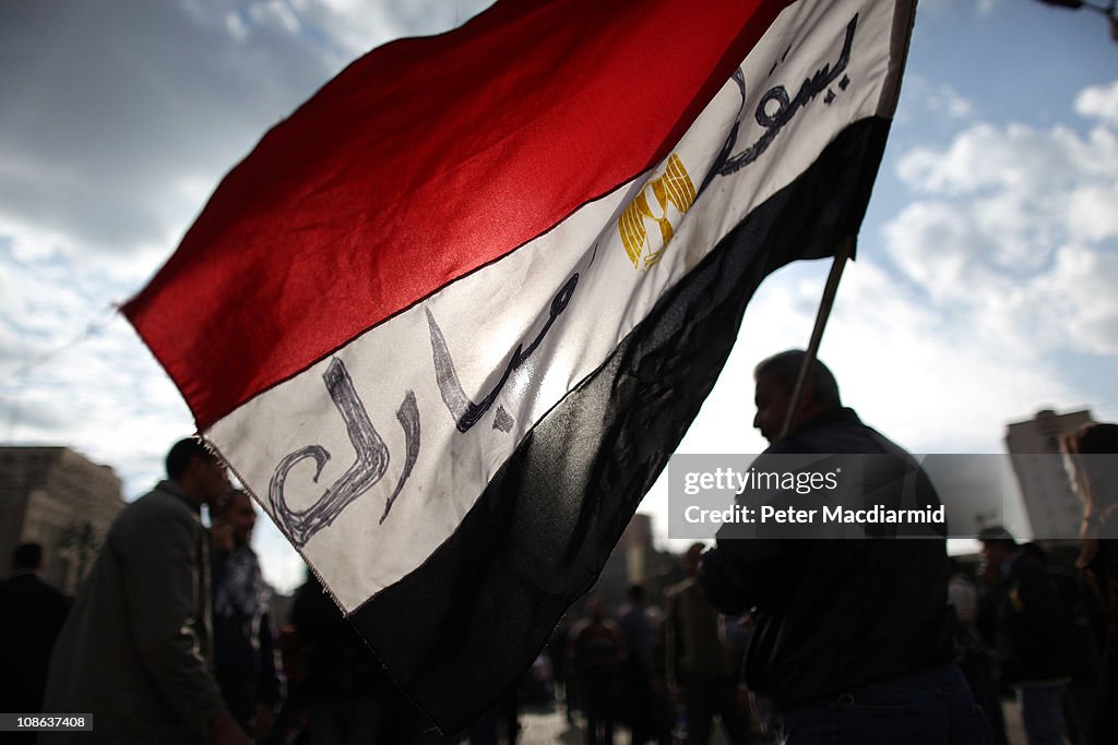 Egypt Protesters Continue To Defy Presidential Regime