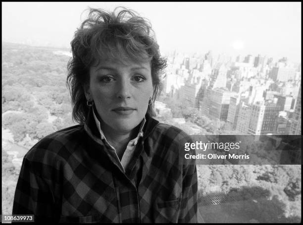 Portrait of American actress Bonnie Bedelia while posing in Manhattan, overlooking Central Park, New York, mid 1980s. Photo by Oliver Morris/Getty...