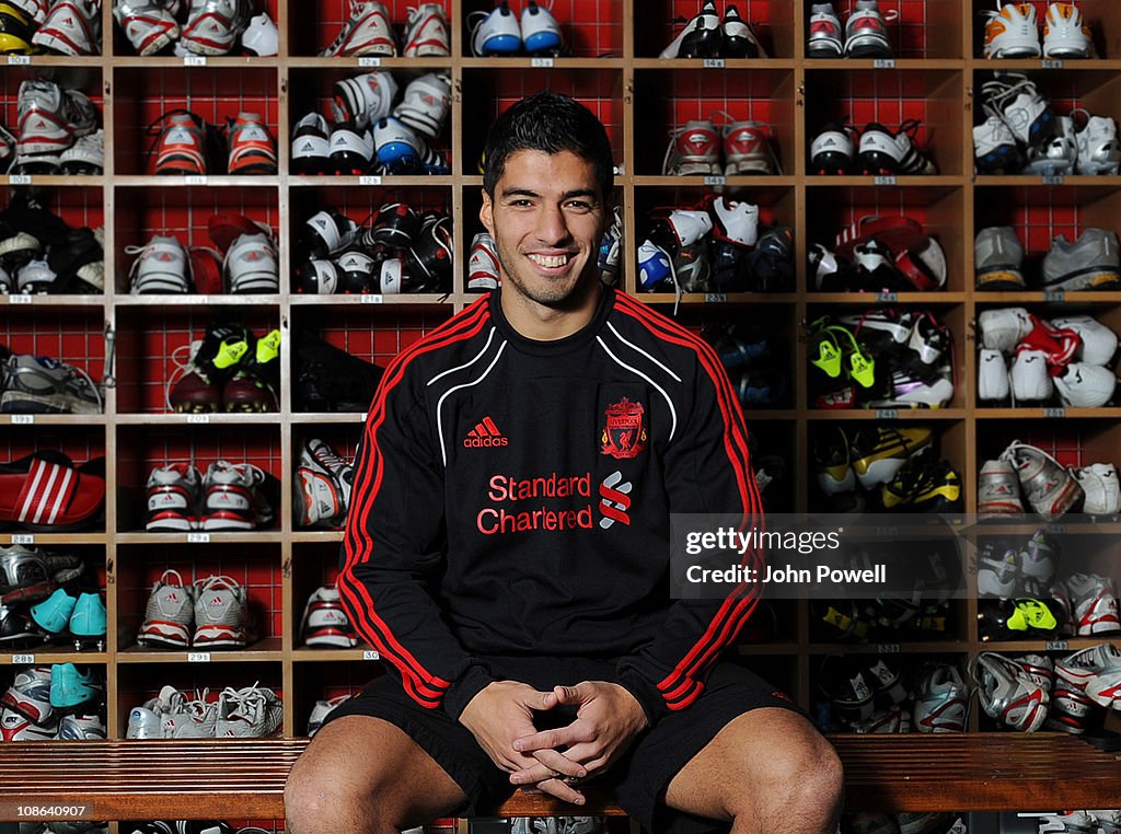 Luis Suarez Signs For Liverpool FC