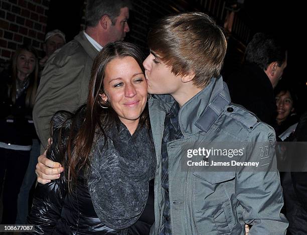 Justin Bieber and his mother Pattie Mallette visit "Late Show With David Letterman" at the Ed Sullivan Theater on January 31, 2011 in New York City.