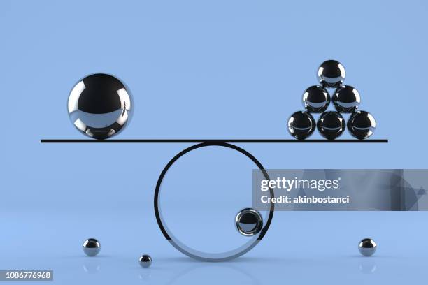 balance - stabilité photos et images de collection