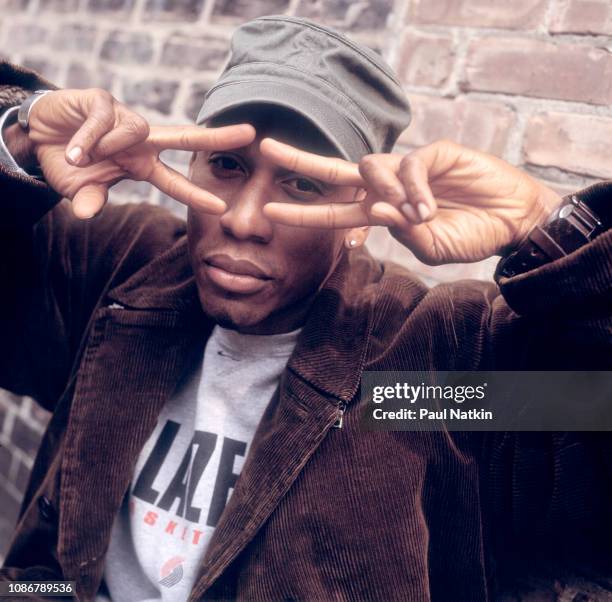 Portrait of musician Raphael Saadiq at the Park West, Chicago, Illinois, June 3, 2002.