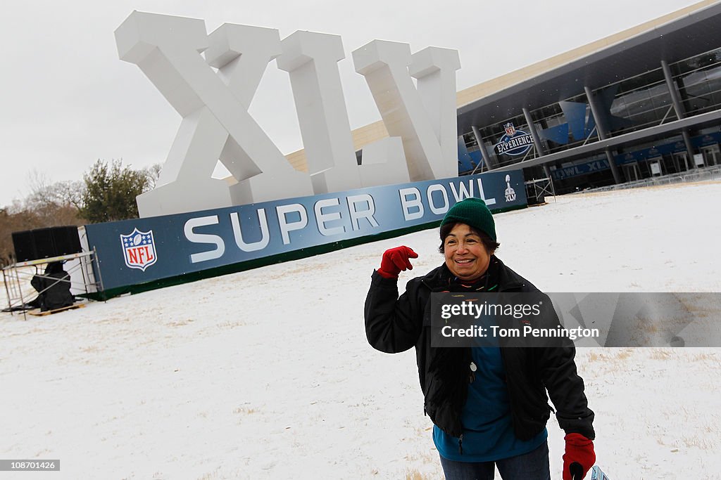 Major Ice Storm Hits Dallas Area