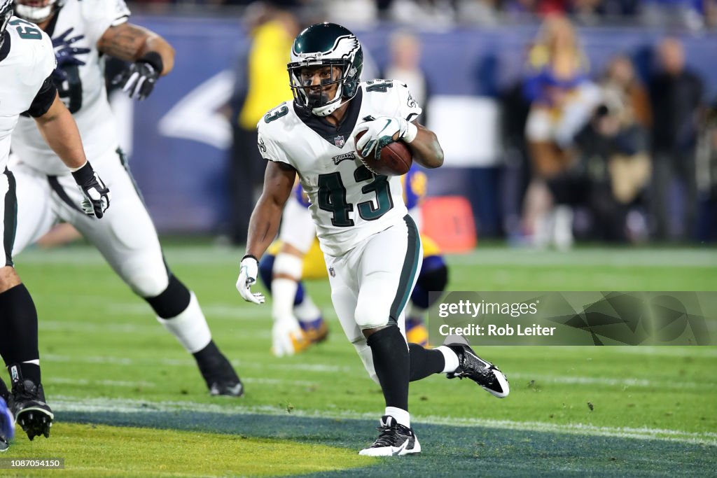 Philadelphia Eagles v Los Angeles Rams