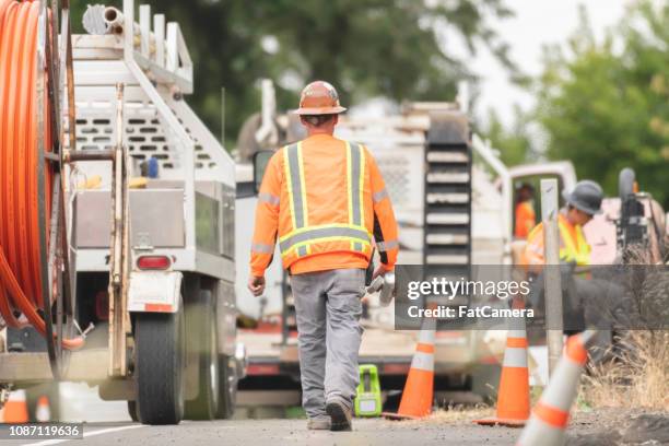 construction team doing roadwork - way foundation stock pictures, royalty-free photos & images