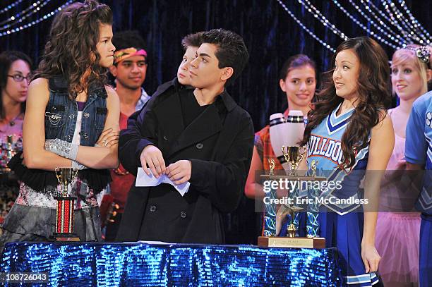 Show It Up" - Rocky and CeCe team up with Gunther and Tinka to take down the reigning high school talent show champs, overly peppy cheerleaders Candy...