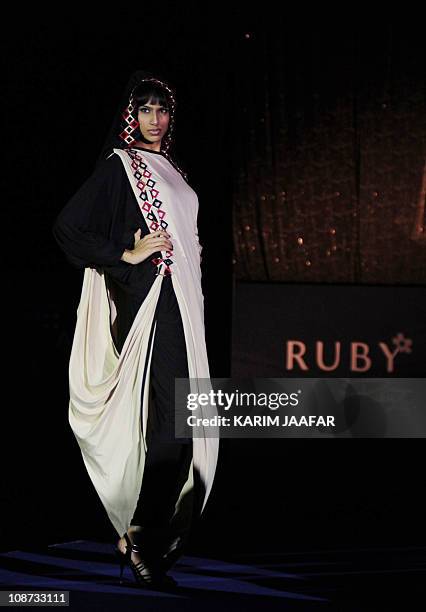 Anaya Rabia Model 330 Rabia Day Photos & High Res Pictures - Getty Images