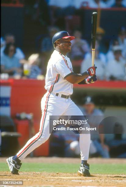 Albert Belle of the Cleveland Indians bats against the Chicago White Sox during an Major League Baseball game circa 1993 at Cleveland Stadium in...