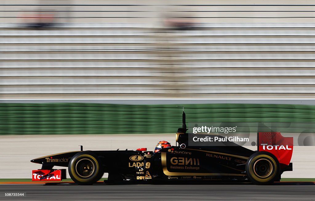 F1 Testing in Valencia - Day Two