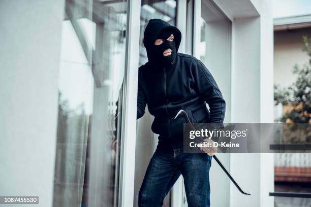 rånare - inbrott bildbanksfoton och bilder