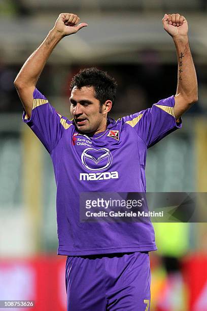 Mario Santana of ACF Fiorentina celebrates after scoring a goal during the Serie A match between ACF Fiorentina and Genoa CFC at Stadio Artemio...