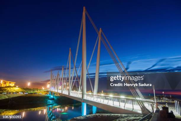 bridge at night in dunkirk, france - nord fotografías e imágenes de stock