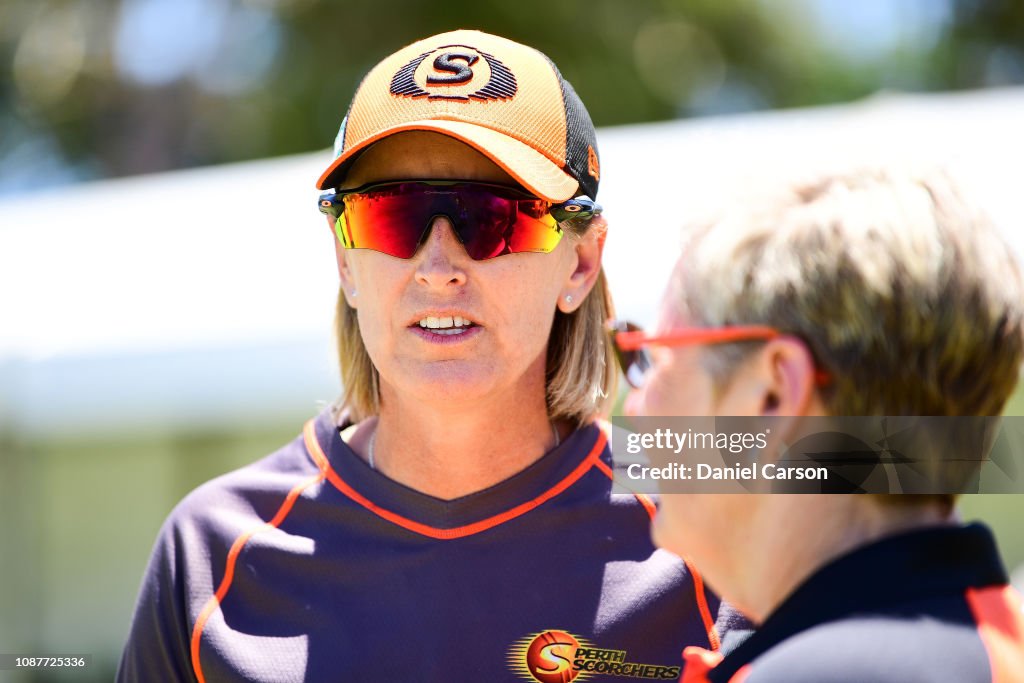 WBBL - Scorchers v Thunder