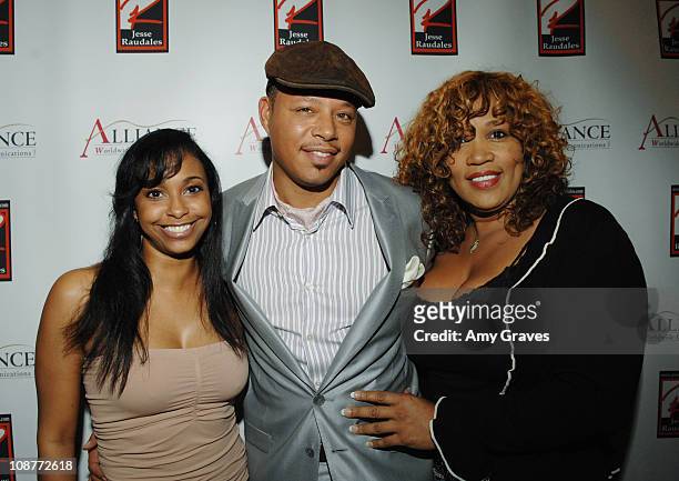 Jazsmin Lewis, Terrence Howard and Kym Whitley during Jesse Raudales and Terrence Howard Peace for the Children Art Show at Pounder-Kone Artspace in...