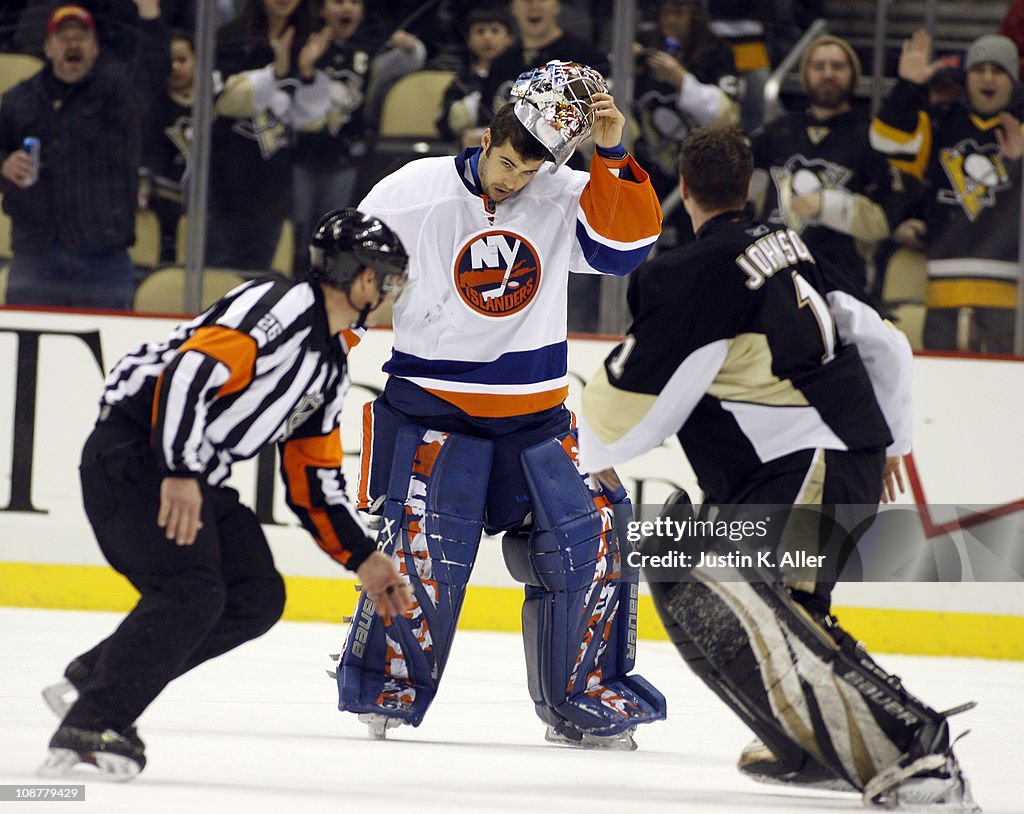 New York Islanders v Pittsburgh Penguins