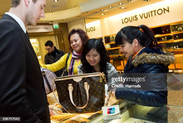 Harrods Customers Use UnionPay Debit Cards To Make Purchases, News Photo