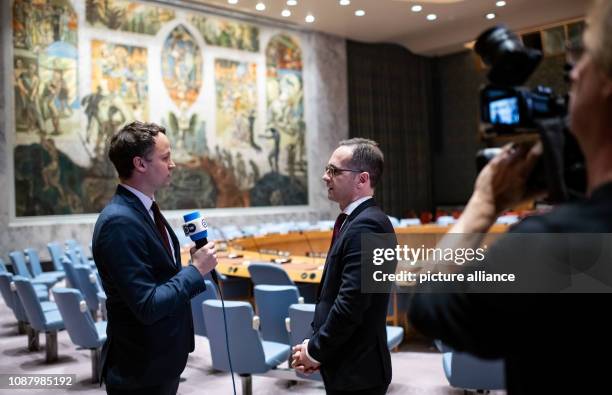January 2019, US, New York City: Heiko Maas , Foreign Minister, is interviewed by a television team one day before the meeting in the hall of the...