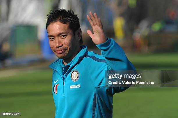 Yuto Sign 20 Internazionale Milano Unveils New Player Yuto Nagatomo Stock Photos ...