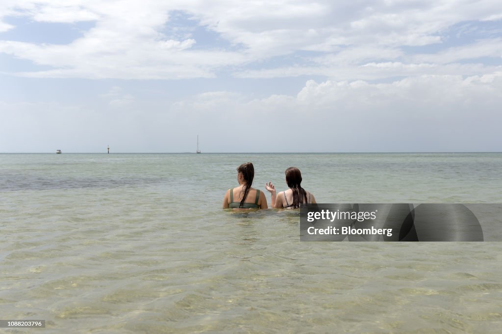 Record Heat Sears Australia