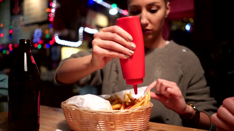 2 590 Ketchup Stock Videos Footage 4K Video Clips Getty Images 2-590-ketchup-stock-videos-footage-4k-video-clips-getty-images