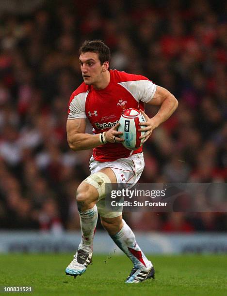 Wales player Sam Warburton in action during the RBS 6 Nations Championship match between Wales and England at the Millennium Stadium on February 4,...