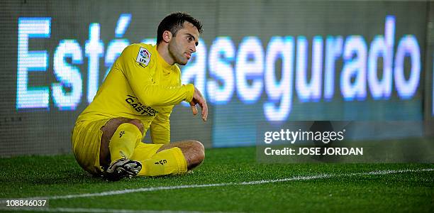 Villarreal's Italian forward Giuseppe Rossi reacts during the Spanish league football match Villarreal CF vs Levante UD on February 5, 2011 at El...