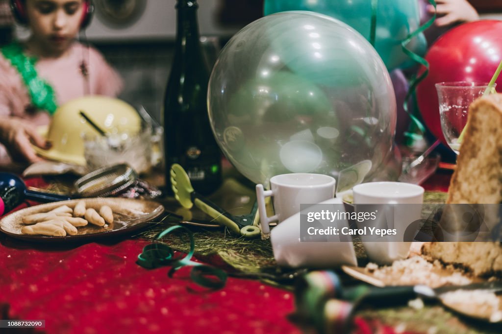 Messy party table