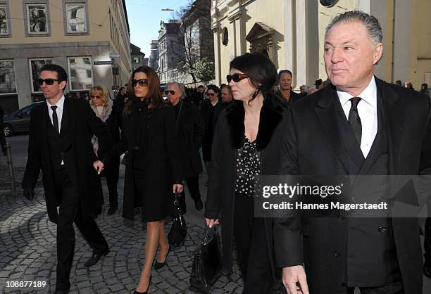 Oliver Berben and his girlfriend Iris Tanz, Iris Berben and Gabriel Levy attend the memorial service for Bernd Eichinger at the St. Michael Kirche on...