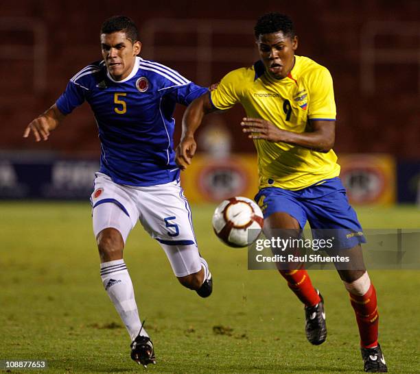 Juan Saiz player from Colombia, fights for the ball with Marlon de Jesus , Ecuador player during the match between national teams of Colombia and...